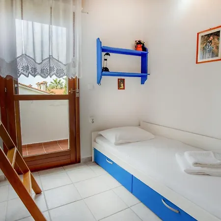 Casa Costa For 7 Guests Near Fourka Nyaraló