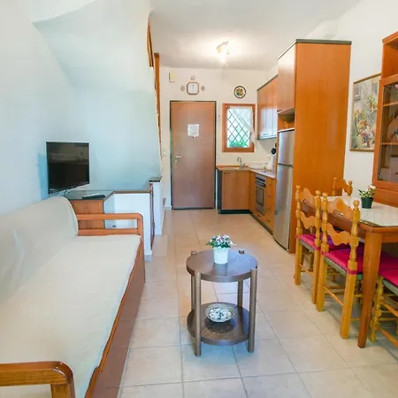 Casa Costa For 7 Guests Near Fourka
